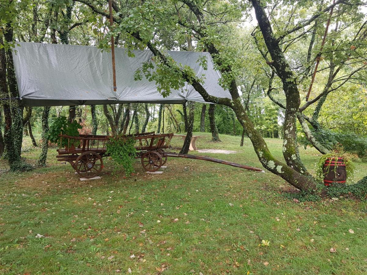 Villa Fragola - Holiday House With Large Garden Tinjan Exterior foto